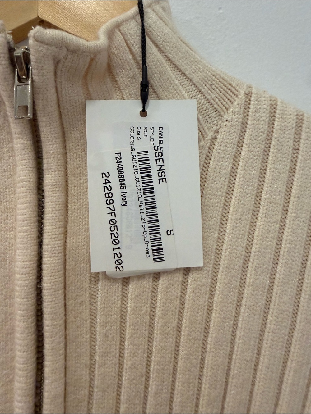 Ivory GUIZIO Sweater Dress “Nell Zip Up Dress” BNWT - Picture 5 of 5